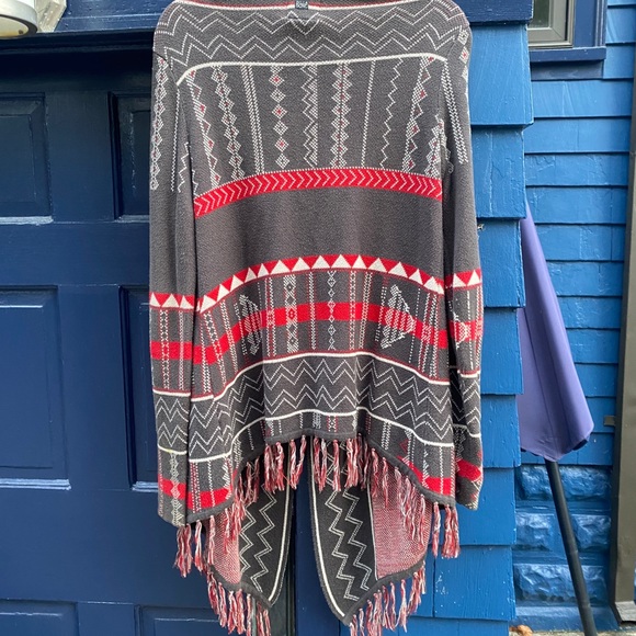 Billabong long vibrant Southwestern sweater with fringe - Picture 6 of 14